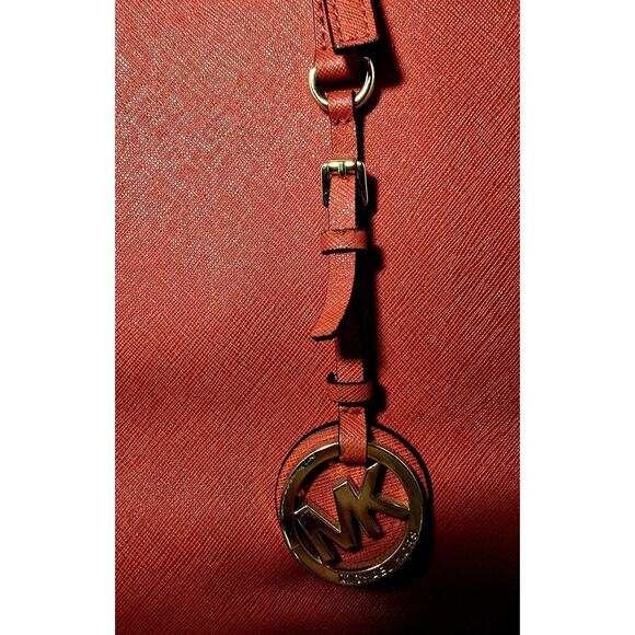 Michael Kors Jet Set Travel Tote Saffiano Leather Tote Red-Orange LG MSRP $278 - Picture 3 of 14